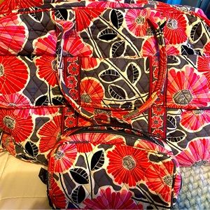 Large Vera Bradley travel bag and makeup bag red/pink